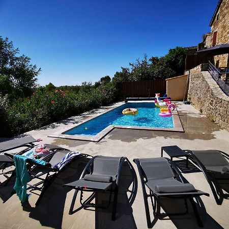 Magnifique gite en pierres 6 personnes avec piscine privee Ardeche plein sud Lablachère Exterior foto